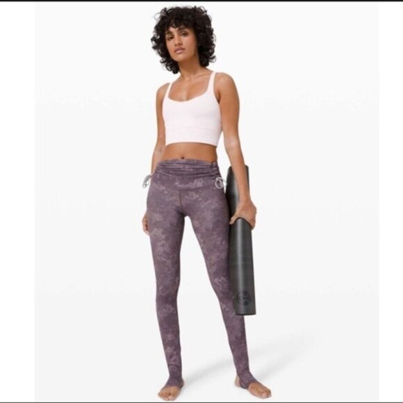 NWT Lululemon Hug Your Core SHR Tight 28” Size 2 - Picture 3 of 15